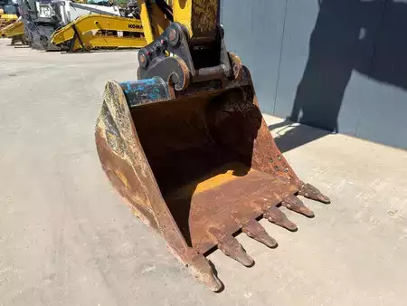 Rupsgraafmachines 2022 Caterpillar 315 07B (9)