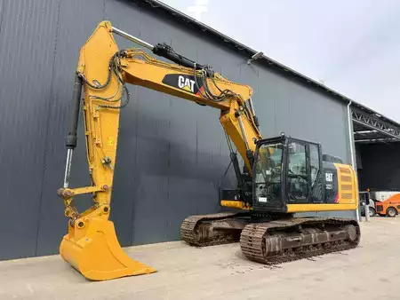 Rupsgraafmachines 2012 Caterpillar 323EL VA (1)