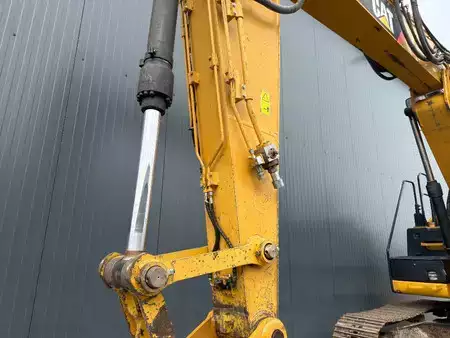 Rupsgraafmachines 2012 Caterpillar 323EL VA (11)