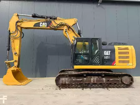 Rupsgraafmachines 2012 Caterpillar 323EL VA (2)