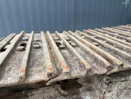 Rupsgraafmachines 2012 Caterpillar 323EL VA (26)