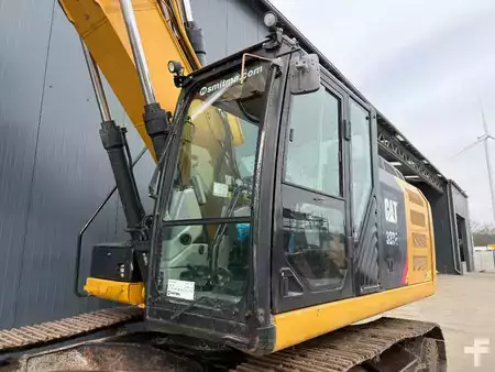 Rupsgraafmachines 2012 Caterpillar 323EL VA (6)