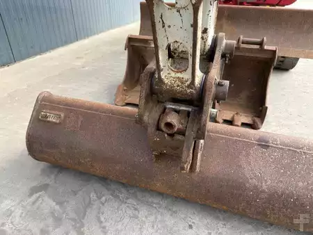 Mini-koparki 2017 Takeuchi TB230 (16)