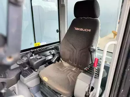 Mini-koparki 2017 Takeuchi TB230 (31)