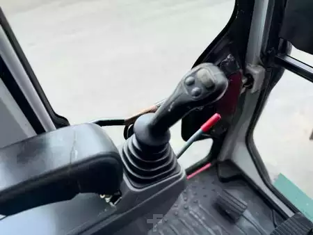 Mini-koparki 2017 Takeuchi TB230 (40)