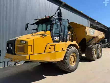 Knikdumpers 2018 Caterpillar 735 04A (2)