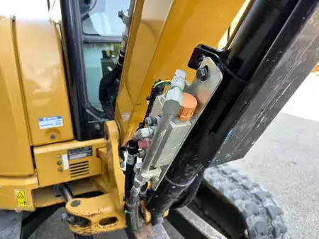 Minibagger 2020 Caterpillar 303.5ECR (11)