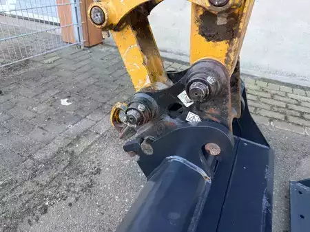 Minibagger 2020 Caterpillar 303.5ECR (7)