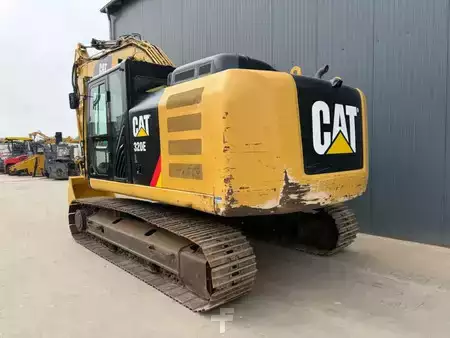 Rupsgraafmachines 2015 Caterpillar 320E L (2)