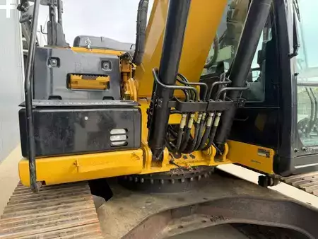Rupsgraafmachines 2015 Caterpillar 320E L (9)