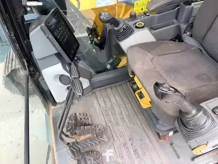 Telakaivinkoneet  2020 Caterpillar 320 07C | NEW UNDERCARRIAGE (9)