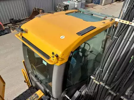 Pelle sur pneus 2015 Volvo EW180E (21)