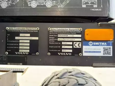 Pelle sur pneus 2015 Volvo EW180E (8)
