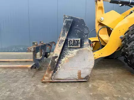 Pyöräkuormaajat 2016 Caterpillar 907M (16)