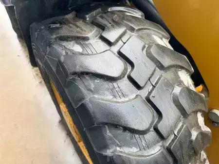 Pyöräkuormaajat 2016 Caterpillar 907M (22)