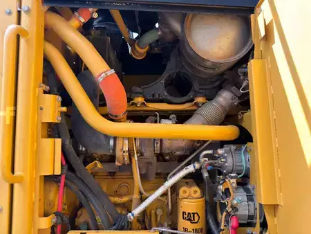 Grader 2011 Caterpillar 140M2 (23)