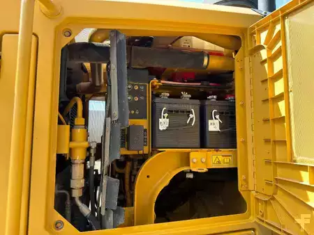 Grader 2011 Caterpillar 140M2 (24)