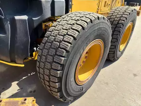 Grader 2011 Caterpillar 140M2 (31)