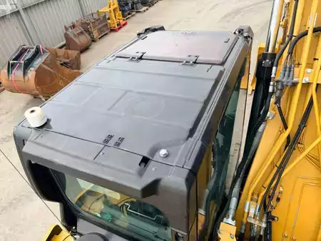 Escavadora de rastos 2018 Caterpillar 323 07A (14)