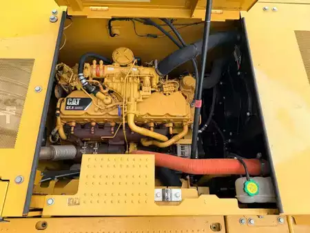 Escavadora de rastos 2018 Caterpillar 323 07A (15)
