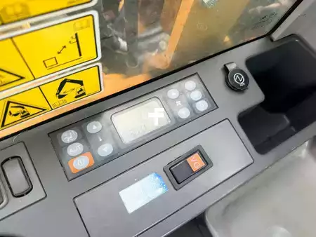 Pelles sur chenilles 2015 Caterpillar 320E L (3)