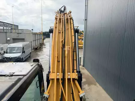 Pelles sur chenilles 2015 Caterpillar 320E L (32)