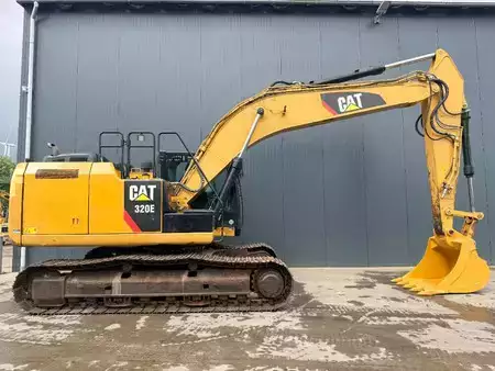 Pelles sur chenilles 2015 Caterpillar 320E L (37)
