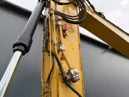 Excavadoras de cadenas 2020 Caterpillar 330 07B (11)