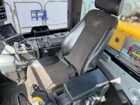 Carregadeira de rodas 2019 Caterpillar 988K (27)