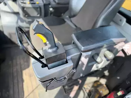 Carregadeira de rodas 2019 Caterpillar 988K (28)