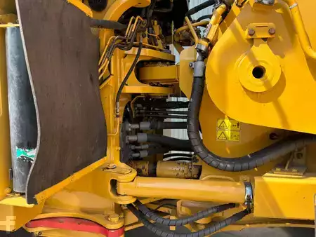 Carregadeira de rodas 2019 Caterpillar 988K (8)