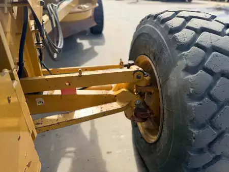 Grader 2014 Caterpillar 140M2 (13)