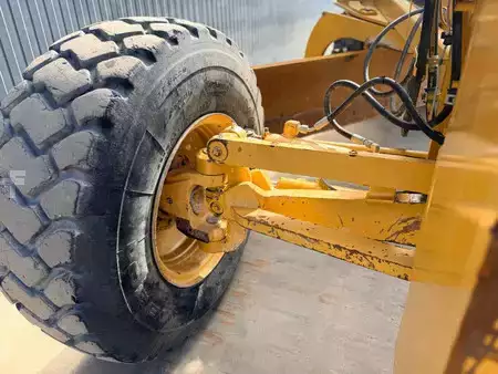 Grader 2014 Caterpillar 140M2 (14)