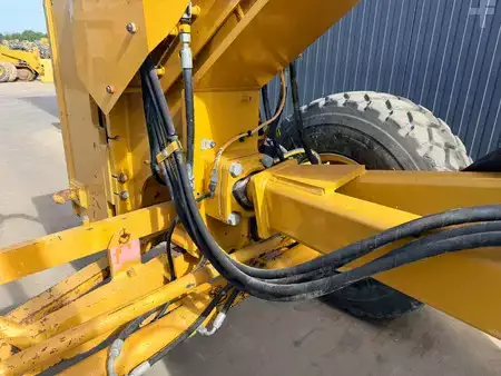 Grader 2014 Caterpillar 140M2 (17)
