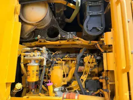 Grader 2014 Caterpillar 140M2 (24)