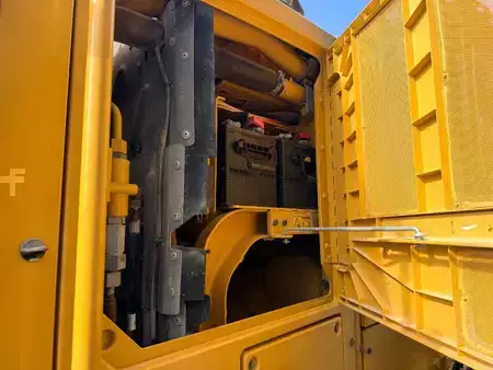 Grader 2014 Caterpillar 140M2 (30)