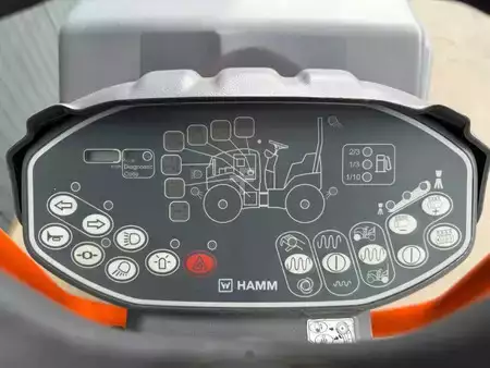 Compacteur tandem 2017 Hamm HD10 C VV (11)