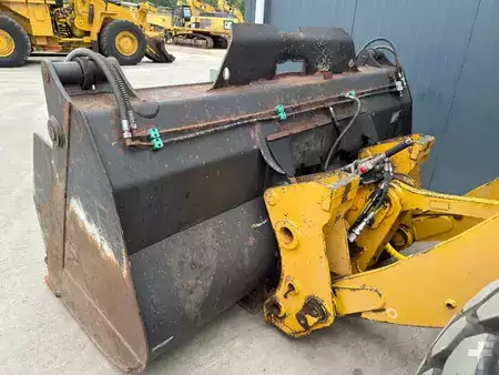 Wielladers 2014 Caterpillar 930K (8)