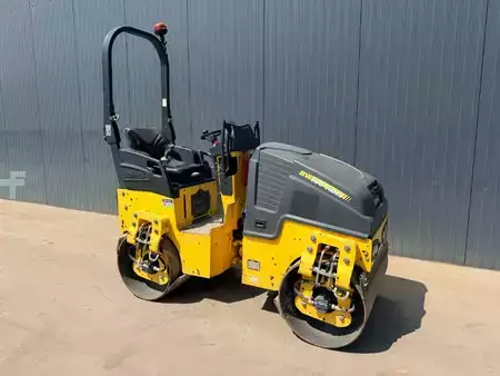 Walce gładkie 2020 BOMAG BW100 ADM5 (19)