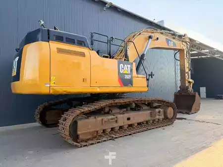 Excavadoras de cadenas 2016 Caterpillar 352F (4)