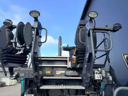Adoquines de ruedas 2016 VÖGELE SUPER 1300-3i (15)