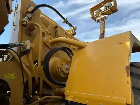Wheel Loaders 2007 Caterpillar 988H (35)