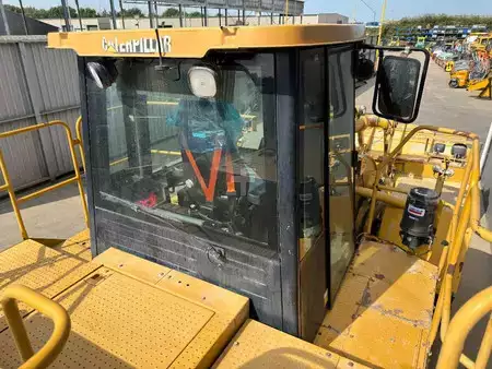 Wheel Loaders 2007 Caterpillar 988H (9)