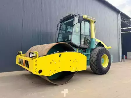 Single drum compactors 2007 Ammann ASC130D (1)