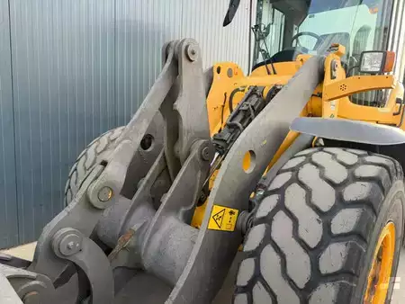 Wheel Loaders 2011 Volvo L60F (20)
