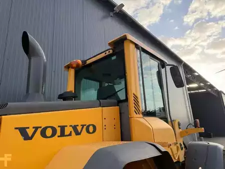 Wheel Loaders 2011 Volvo L60F (9)