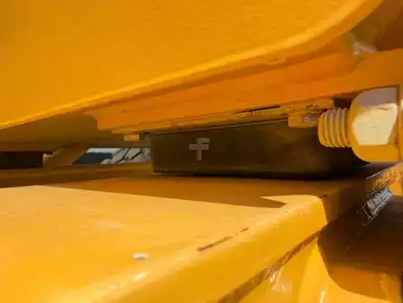 Leddumper / dumpere 2014 Bell B25E (19)