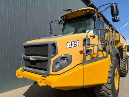Leddumper / dumpere 2014 Bell B25E (24)