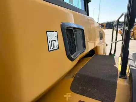 Leddumper / dumpere 2014 Bell B25E (35)