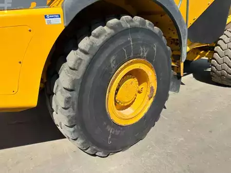 Leddumper / dumpere 2014 Bell B25E (36)